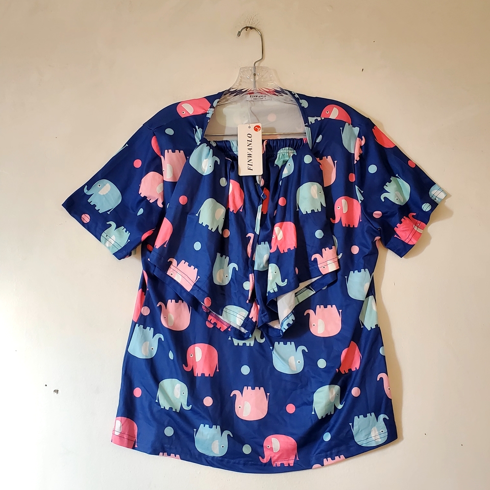 Finwanlo Elephant Silky Pajama‎ Set Shorts Top Size Large NWT